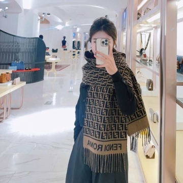 2025秋冬 フェンデイ ショール 新発売 男女兼用