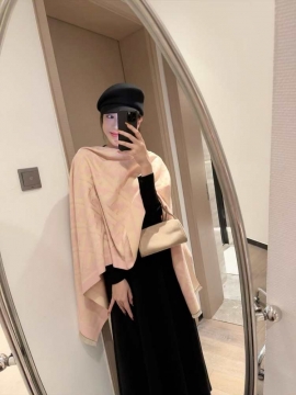 2025新品 フェンデイ ショール 在庫あり 男女兼用 