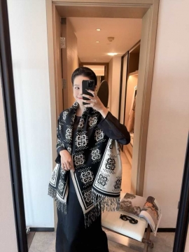 2025新品 ジバンシィ ショール 在庫あり 男女兼用 多色可选