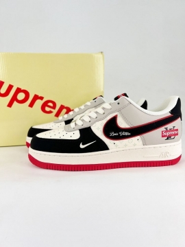 2026新作 SUPREME スニーカー  コラボモデル