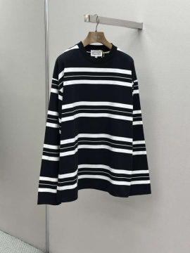 2025新品 フューチャリスティック メゾン マルジェラ 長袖Tシャツ