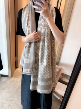 2025秋冬 フェンデイ ショール 高級感 男女兼用 