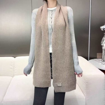 2025新作 ミュウミュウ ショール 新商品 男女兼用 