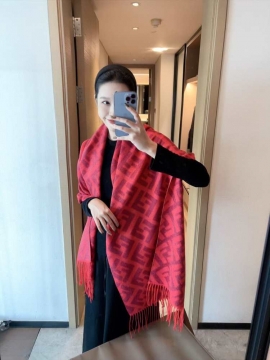 2025-26秋冬 フェンデイ ショール 本格派 男女兼用 