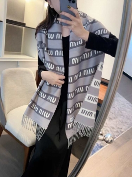 2025FW ミュウミュウ ショール 新登場 男女兼用 多色可选