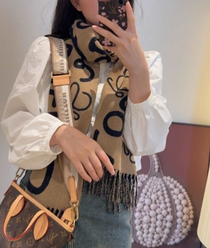 2025AW ロエベ ショール 話題 男女兼用 