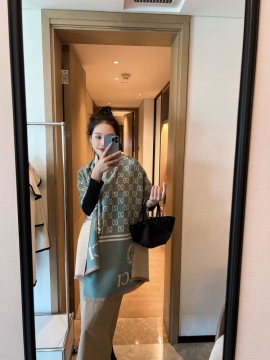 2025新作 グッチ ショール 注目 男女兼用 