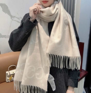 2025秋冬 グッチ ショール 高級感 男女兼用 