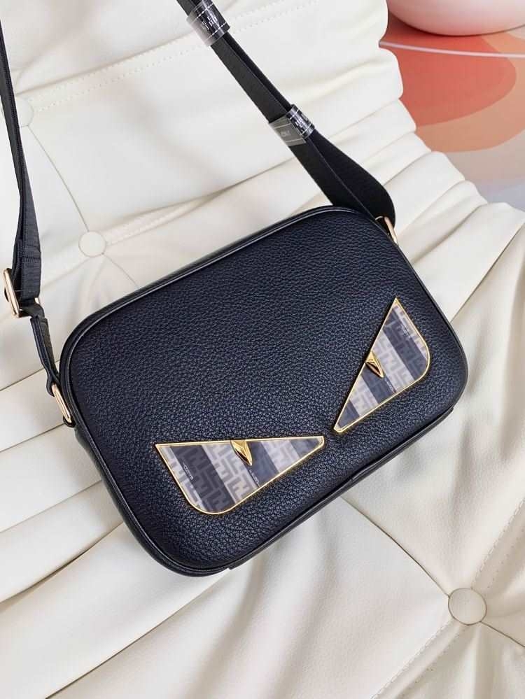 完売必須2026新作フェンデイメンズバッグ