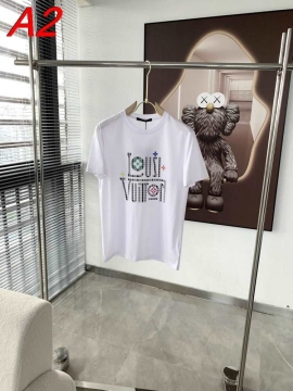 NEW ARRIVAL ルイヴィトン 【プレイフル】 ユニークTシャツ グラフィック 着回し自在