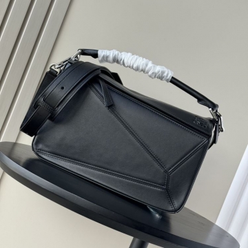 先行入手2026新作ロエベメンズバッグ