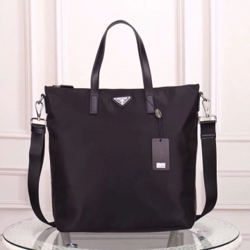 販売店舗限定モデル2026SSプラダメンズバッグ