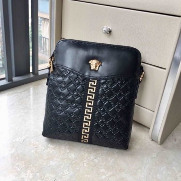 今年春夏ファション流行り2026新作ヴェルサーチメンズバッグ