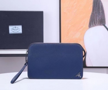 新色入荷2026SSプラダメンズバッグ