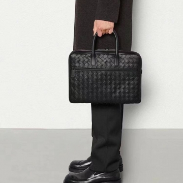 人気商品2026SSボッテガヴェネタメンズバッグ