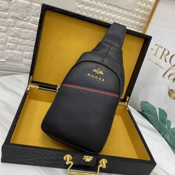 セール早いもの勝ち2026新作グッチメンズバッグ