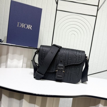 送料込み 希少品2026SSディオールメンズバッグ