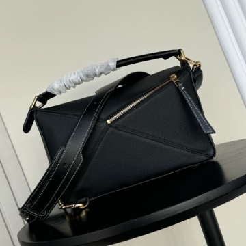 大注目国内完売数量限定2026SSロエベメンズバッグ