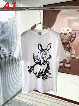 今季新作 ディオール 【プレイフル】 ユニークTシャツ グラフィック 着回し自在