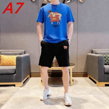 2026年モデル フェンデイ 【ゴープコア】 アウトドアミックスTシャツ