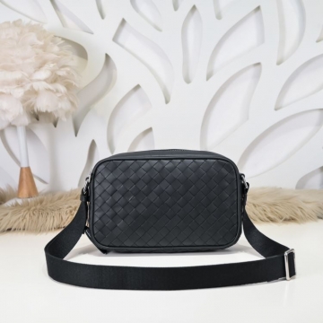 セール価格2026SSボッテガヴェネタメンズバッグ