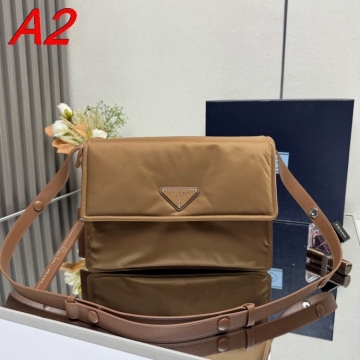 ギフト最適期間限定2026SSプラダメンズバッグ