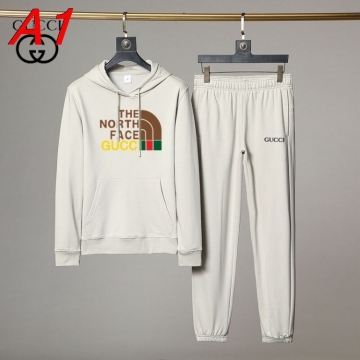 最新作 グッチ セットアップ上下 国内入手困難