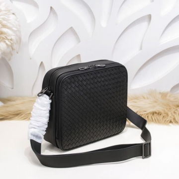 超あたたかい2026SSボッテガヴェネタメンズバッグ