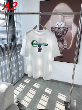 2026年トレンド ジバンシィ 【着回し自在】 デイリーユースTシャツ コスパ良