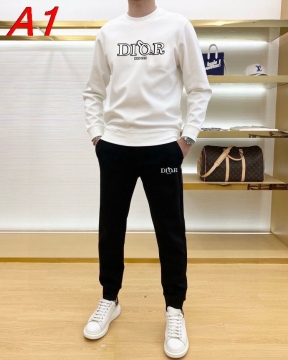 今季新作 ディオール セットアップ上下 足下注目してくれる