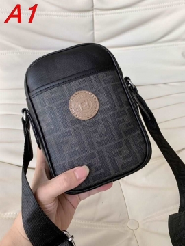 限定品 人気No.12026新作フェンデイメンズバッグ