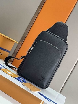 夏キレ味をプラス2026新作ルイヴィトンメンズバッグ