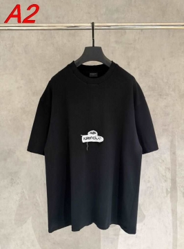 2026年コレクション バレンシアガ 【スローライフ】 ナチュラルテイストTシャツ サステナブル 着回し自在