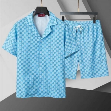 2026年新作 グッチ クリーンな印象 スマートカジュアル ナチュラル ユニセックス セットアップ上下