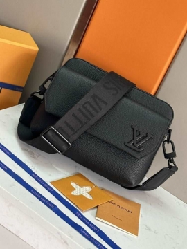 2026春夏の大注目トレンド2026新作ルイヴィトンメンズバッグ