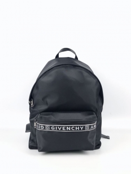 素敵デザイン未入荷ブランド2026新作ジバンシィメンズバッグ