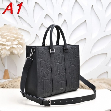 送料込み 希少品2026新作ディオールメンズバッグ