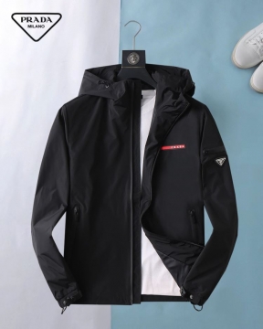 2026SS プラダ コート おすすめな大人のトレンド