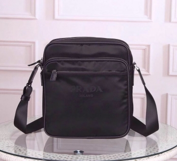 大注目日本未入荷2026SSプラダメンズバッグ