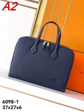 コーデ選ばずおしゃれのポイント2026SSエルメスメンズバッグ