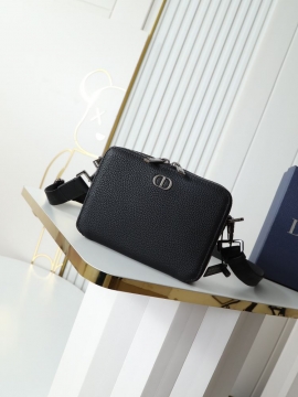 カジュアル反転魅力2026新作ディオールメンズバッグ