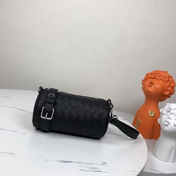 大注目国内完売数量限定2026新品ボッテガヴェネタメンズバッグ