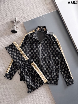 今季新作 グッチ セットアップ上下 入荷予定