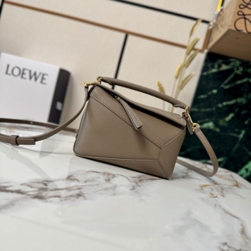 お色味たくさん大人気2026新作ロエベメンズバッグ