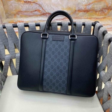 一目ぼれ2026新作グッチメンズバッグ