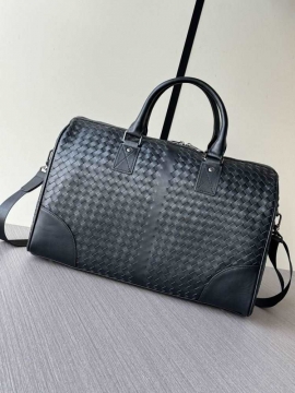 カジュアル反転魅力2026新作ボッテガヴェネタメンズバッグ