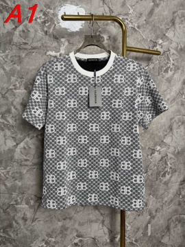 最新作 バレンシアガ 【アンニュイ】 ノスタルジックTシャツ ヴィンテージ風 着回し自在