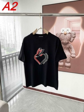 2026年春夏 アルマーニ 【ストリート系】 トレンドトップTシャツ クール&カジュアル 着回し自在