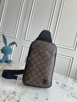 人気上昇中2026新品ルイヴィトンメンズバッグ
