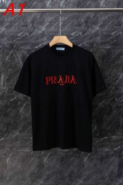 最新作 プラダ 【デイリー】 着回し自在Tシャツ コスパ良 シンプル